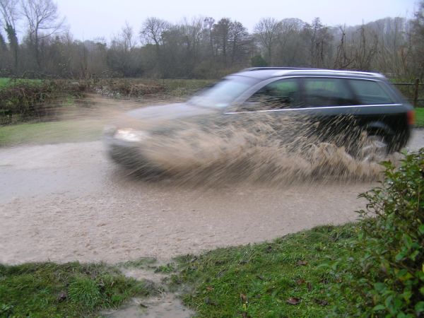 Flooding on High Road on 30th December 2006