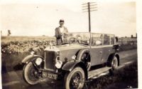 1925 Armstrong Siddeley at Longleat Park in 1925 1925 Armstrong Siddeley at Longleat Park in 1925
