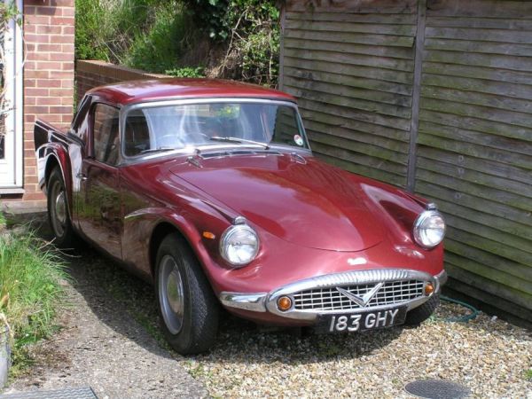 Daimler Dart SP250 18th May 2013 at Broad Chalke